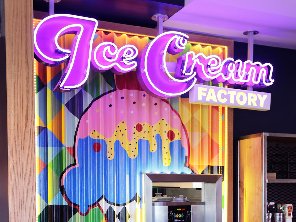 Pizza Hut Restaurants Amesbury